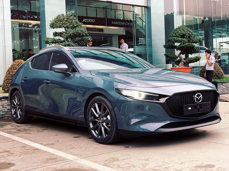 Mazda CX4 lộ diện hoàn toàn dự kiến ra mắt vào tháng Tư